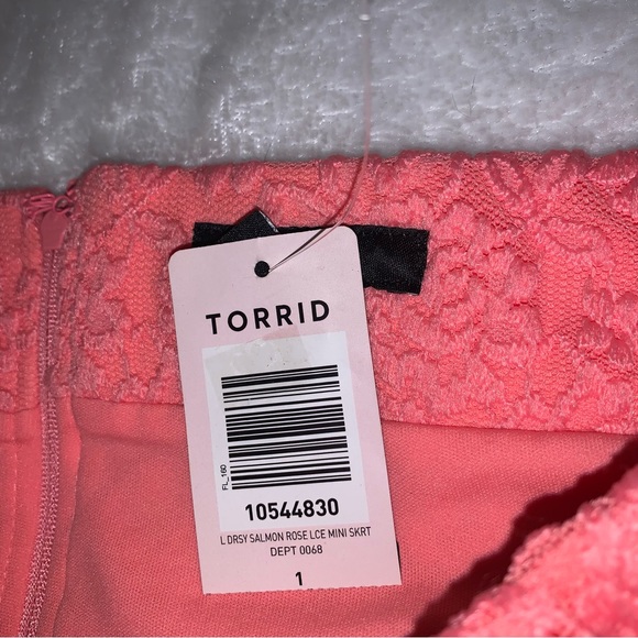 Torrid Lace Mini Skirt - Picture 12 of 12